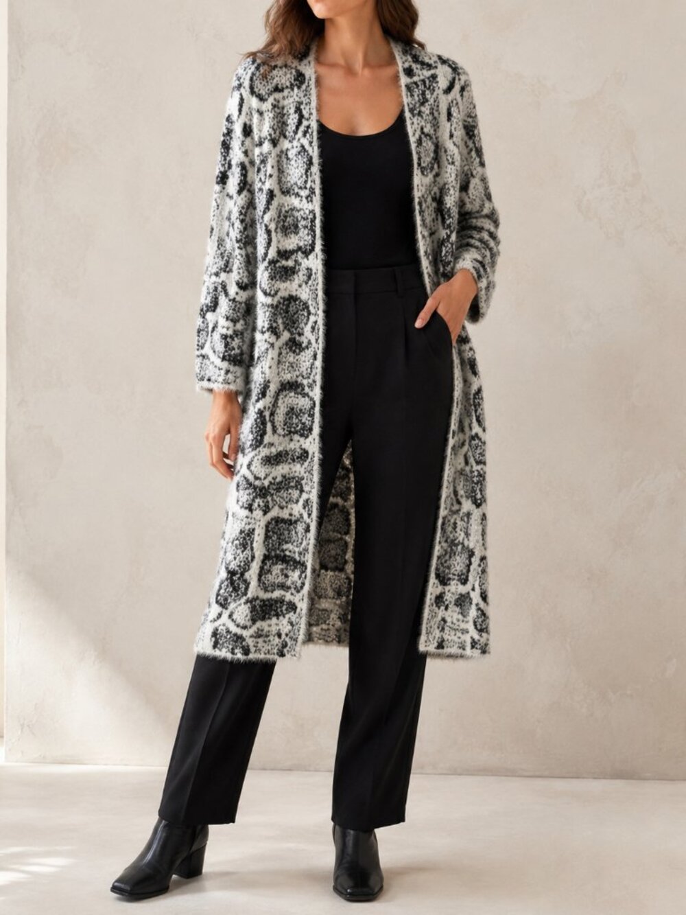 🖤 Dex Black & Cream Abstract Print Longline Cardigan — M